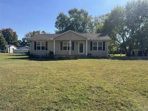 133 Stewart Dr, Auburn, KY 42206