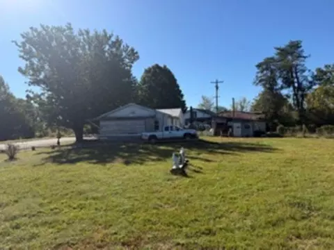 1291 Lafayette Rd, Scottsville, KY 42164
