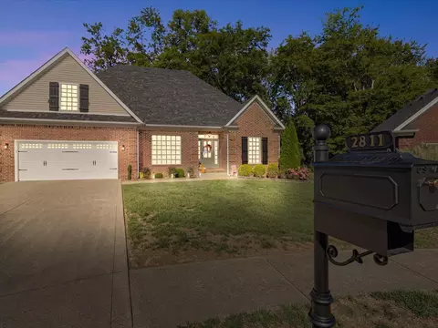 2811 Palisades Ct, Bowling Green, KY 42104