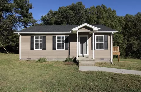 136 Ray Hooten Rd, Scottsville, KY 42164