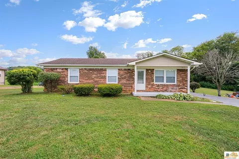 417 Caveland Rd, Cave City, KY 42127