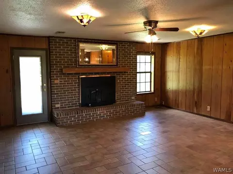 204 Evergreen Dr, Demopolis, AL 36732 photo 2