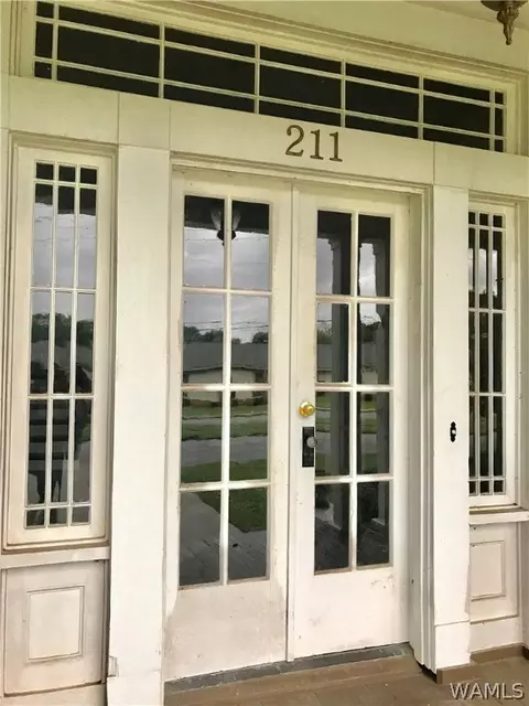 211 Eutaw Ave S, Eutaw, AL 35462 photo 2