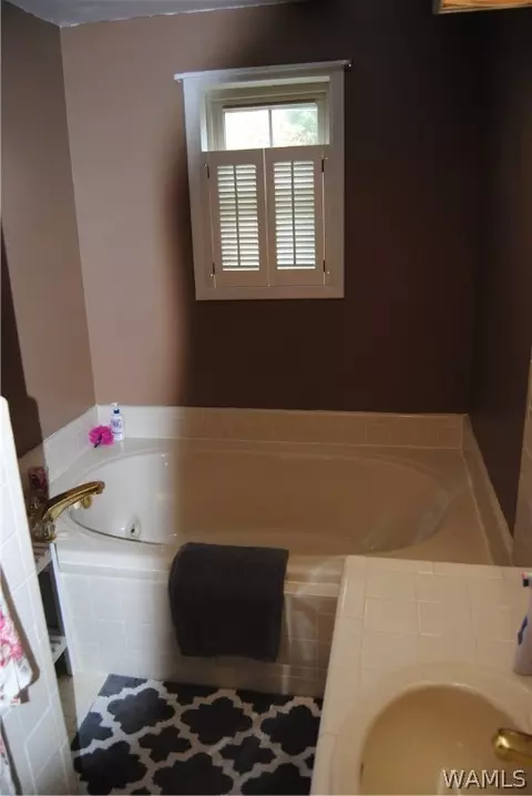 676 Mcconnell Loop, Fayette, AL 35555 photo 11