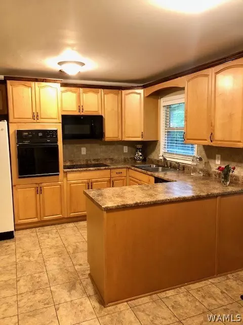 1305 Herbert St, Demopolis, AL 36732 photo 2