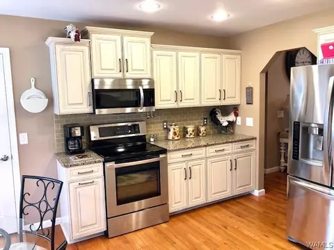 313 Marlowe Ln, Linden, AL 36748 photo 4