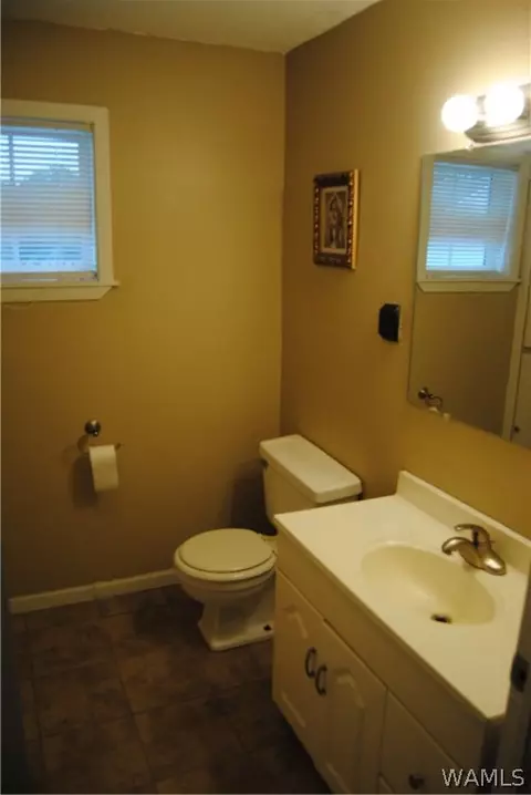 244 Woods Cir, Sulligent, AL 35586 photo 4