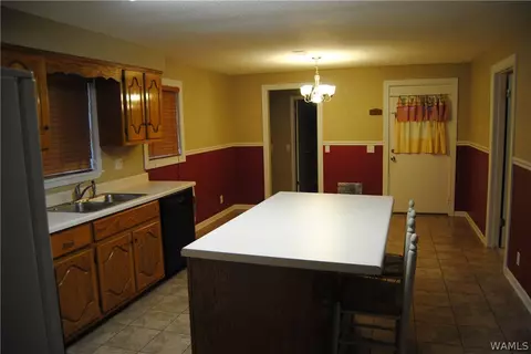 244 Woods Cir, Sulligent, AL 35586 photo 6