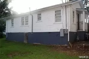 813 Boligee St, Eutaw, AL 35462 photo 9
