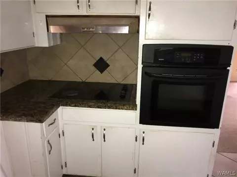 7 Willow Cir, Selma, AL 36701 photo 3
