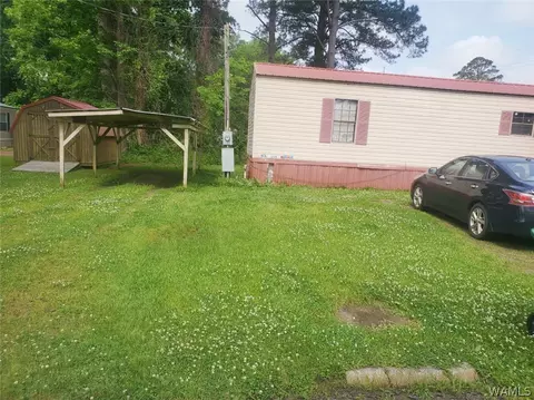 300 Oliver Ave, Eutaw, AL 35462 photo 3