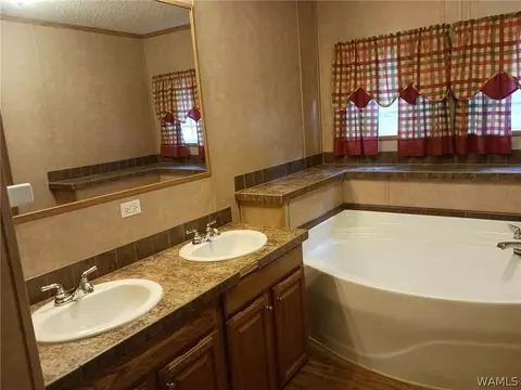 2094 Oakman Parrish Rd, Parrish, AL 34219 photo 27