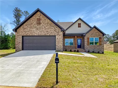 5090 Summerfield Dr E, Tuscaloosa, AL 35404