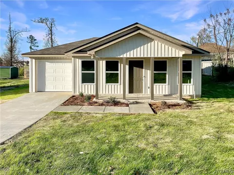 3344 8th St E, Tuscaloosa, AL 35404