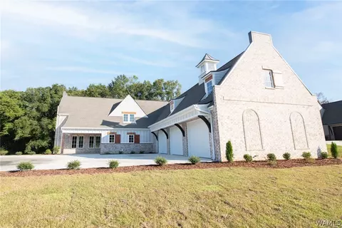 14333 Highland Lakes Dr, Northport, AL 35475
