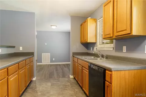 88 Estis Loop, Fayette, AL 35555 photo 13