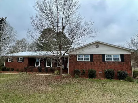 18 Hickory Dr, Brent, AL 35034