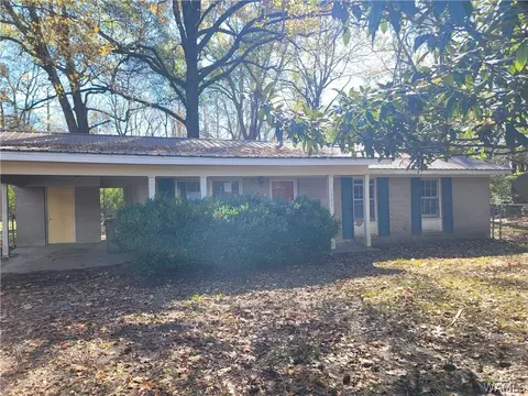 1323 Rosedale Dr, Demopolis, AL 36732