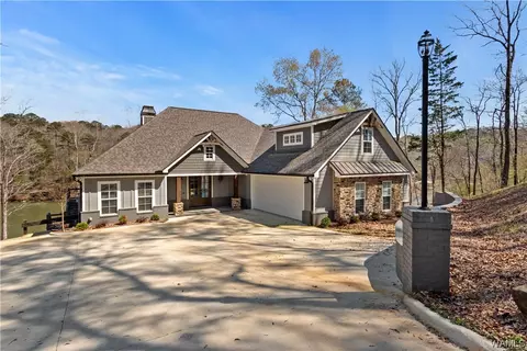 14881 Highpoint Cv, Northport, AL 35475
