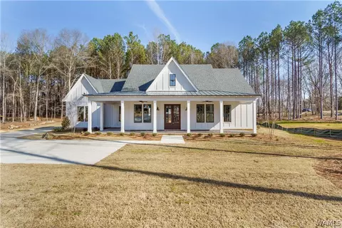 11925 Highpoint Cir, Northport, AL 35475