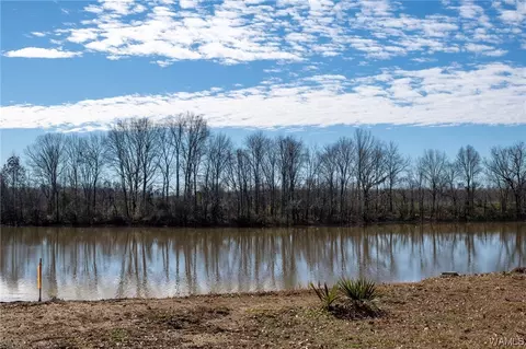 429 Sandpiper Dr, Greensboro, AL 36744