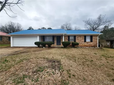 1801 Crestwood Ave, Northport, AL 35476