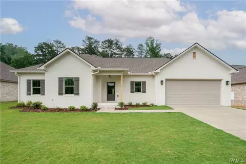 5220 Summerfield Dr E, Tuscaloosa, AL 35404