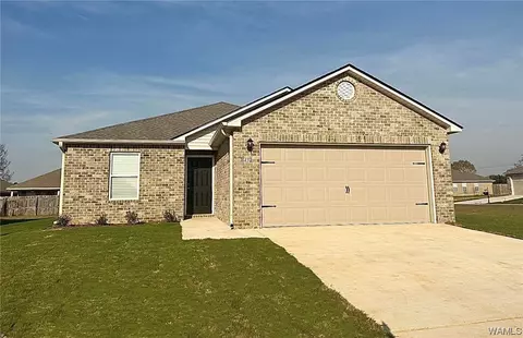 16400 Seminole Dr, Moundville, AL 35474