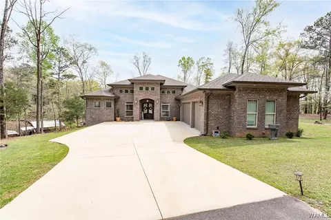 15560 Kevin Cv, Northport, AL 35475