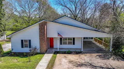 109 1st St N, Reform, AL 35481