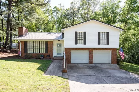 4515 Eastern Hills Ln, Cottondale, AL 35453