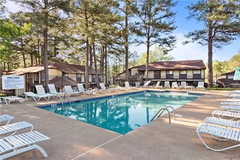 3914 Watermelon #320C, Northport, AL 35473