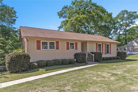 3401 24th St, Northport, AL 35476