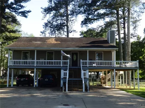 591 Rivermont Dr, Pickensville, AL 35447