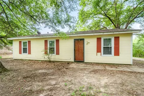 4521 River Oak Dr, Northport, AL 35473