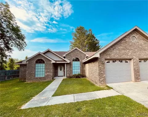 1612 Estelle Dr, Demopolis, AL 36732