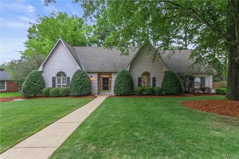 2230 Brandonwood Rd, Tuscaloosa, AL 35406