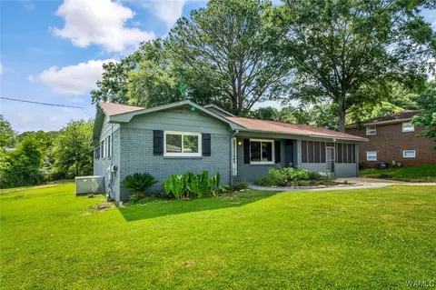 3202 32nd Ave, Northport, AL 35476