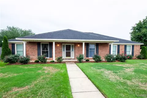8620 Hillcrest Dr, Tuscaloosa, AL 35405