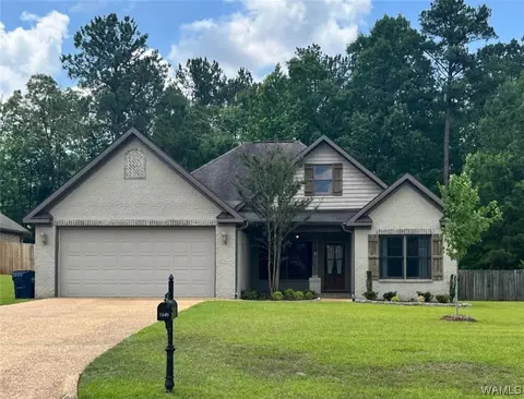 5805 Summit Dr, Northport, AL 35473