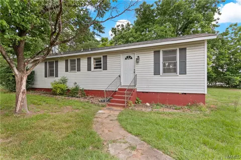6724 Spring Dr, Cottondale, AL 35453