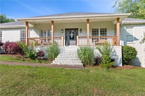 15923 Edwardian Dr, Northport, AL 35475