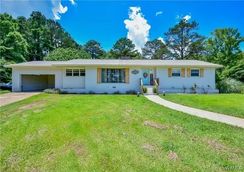 294 Armory Ave, Berry, AL 35546