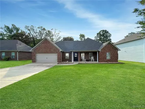 1392 N Wynlake Dr, Alabaster, AL 35007