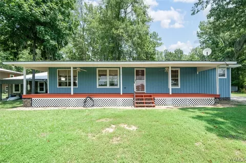 22 Bailey Dr, Greensboro, AL 36744