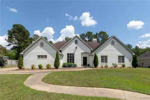 2725 Lake Crest Ln, Tuscaloosa, AL 35406