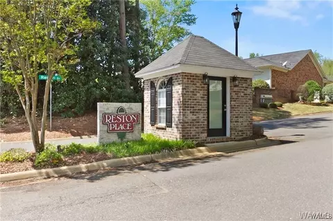 1710 Dauphine Dr, Tuscaloosa, AL 35406