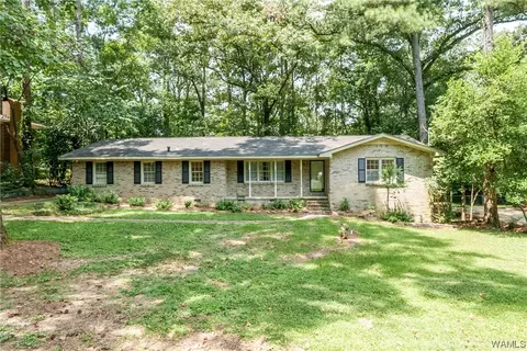 4804 Dove Creek Ave, Northport, AL 35473