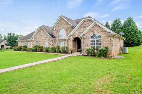 1750 Moss Rose Dr, Bessemer, AL 35022