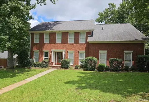5207 Leeward Ave, Northport, AL 35473